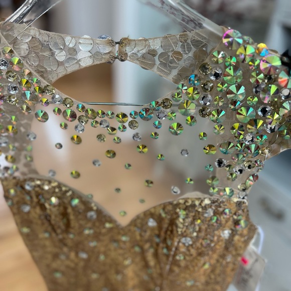 New Gala golden sparkly dress, size 8 - Picture 1 of 14